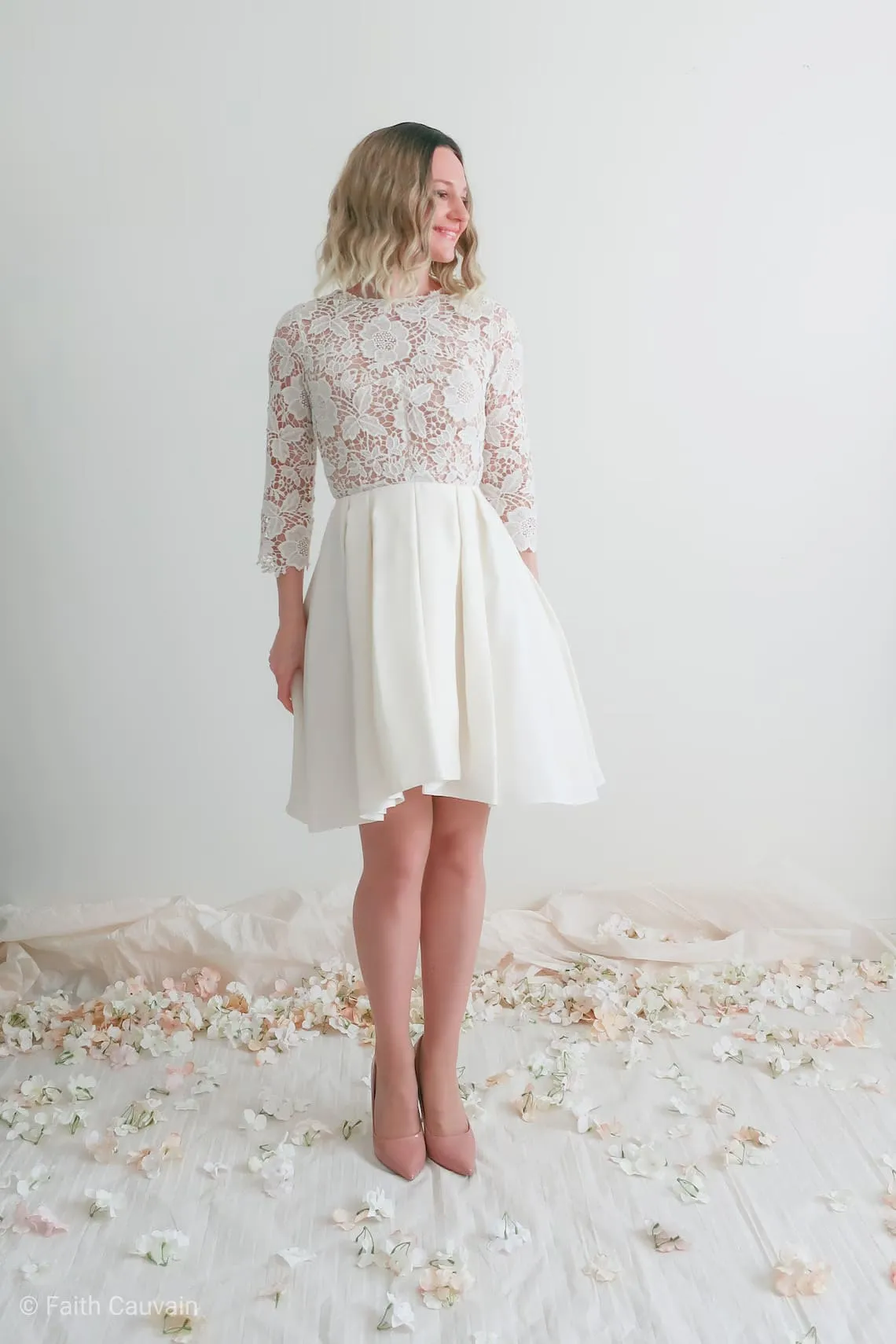 Long Sleeves Crew Neckline Lace Top Mini Wedding Dress