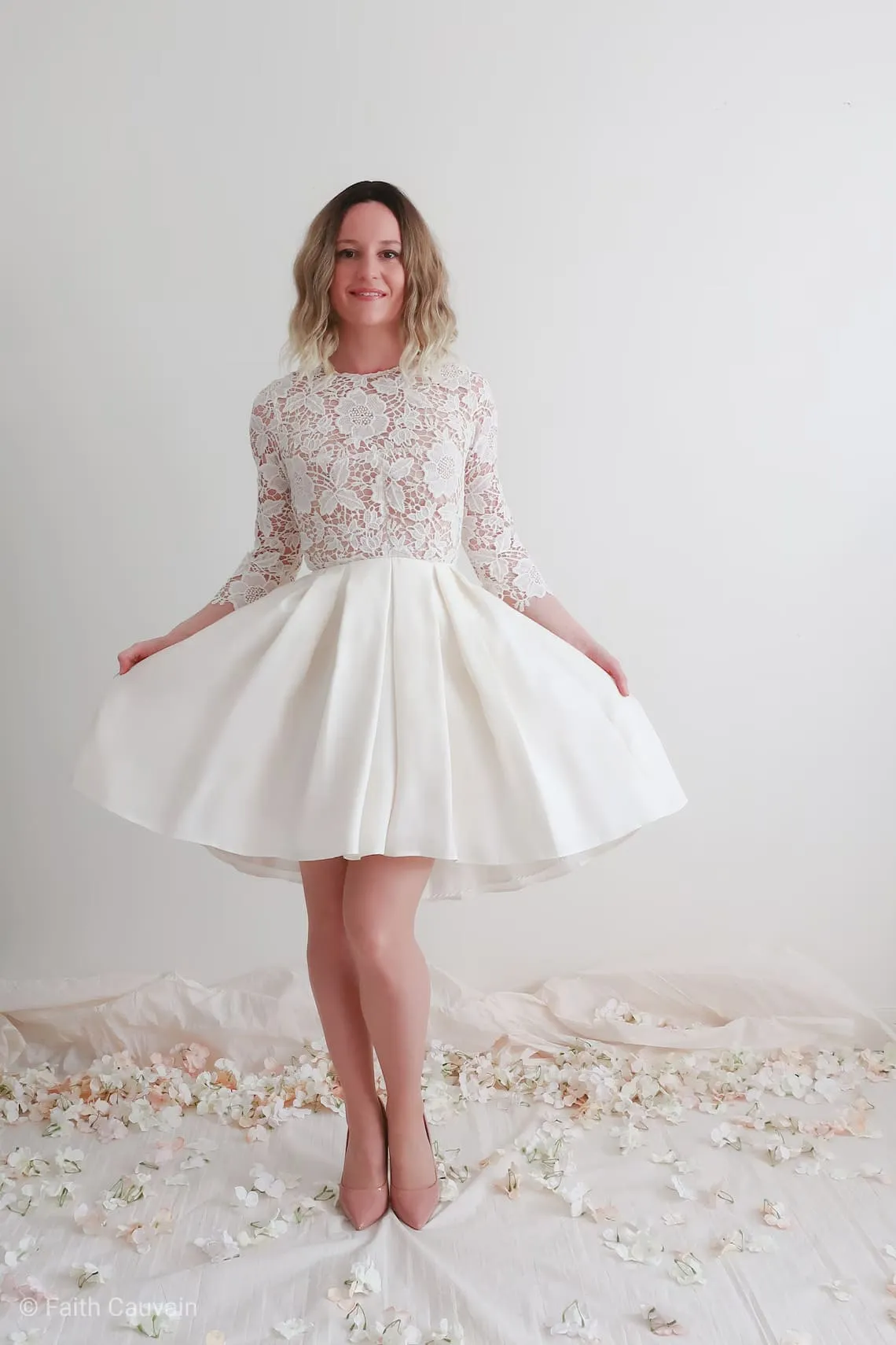 Long Sleeves Crew Neckline Lace Top Mini Wedding Dress
