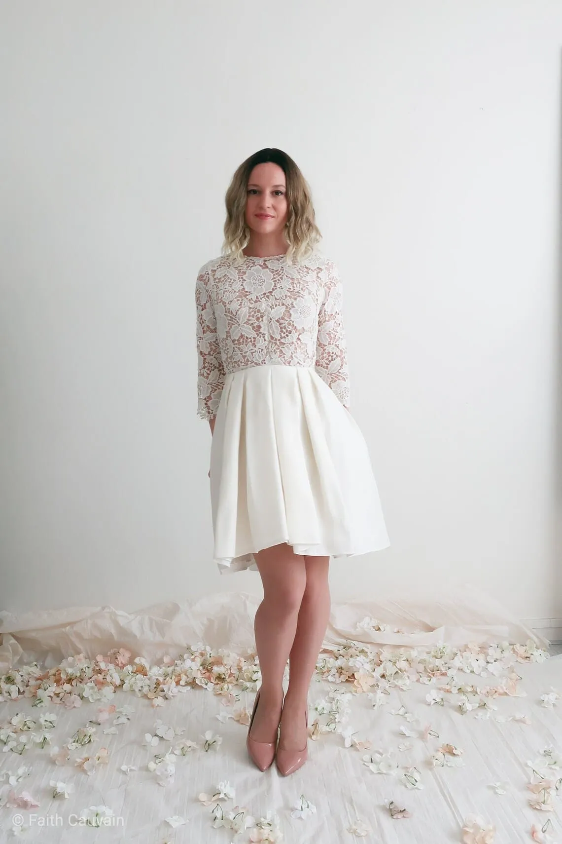 Long Sleeves Crew Neckline Lace Top Mini Wedding Dress