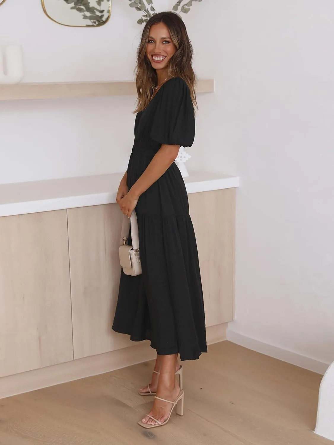 Women's Deep V-Neck Puff Short Sleeve Tiered Maxi Dress Flowy A Line Midi Dresses